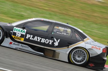 Mugello Pisti, İtalya 2 Mayıs 2008: Mugello Pisti 'ndeki DTM yarışı sırasında Audi A4 DTM 2007 ile hareket halindeydi.