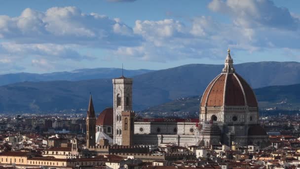 Вид Город Флоренцию Площади Мичеланджело Знаменитой Католической Церкви Санта Мария — стоковое видео