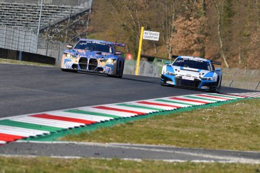 Scarperia, 24 Mart 2022: Samantha Tan-Bryson Morris 'in sürdüğü ST Racing takımından BMW M4 GT3 İtalya Mugello Pisti' ndeki 12.00 Hankook Yarışı sırasında Nick Wittmer görev başındaydı..