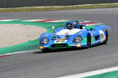 Scarperia, 3 Nisan 2022: Matra M650S yıl 1970 ex Henri Pescarolo - Jack Brabham Mugello Classic 2022 sırasında İtalya Mugello Pisti 'nde görev yapıyordu.