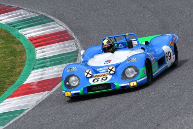 Scarperia, 3 Nisan 2022: Matra M650S yıl 1970 ex Henri Pescarolo - Jack Brabham Mugello Classic 2022 sırasında İtalya Mugello Pisti 'nde görev yapıyordu.