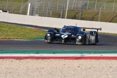 Scarperia, 3 Nisan 2022: Bentley Speed 8 yıl 2003 Capello - Kristensen - Smith Mugello Classic 2022 'de İtalya' da Mugello Pisti 'nde görevdeydi..