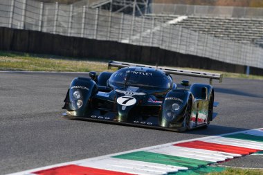 Scarperia, 3 Nisan 2022: Bentley Speed 8 yıl 2003 Capello - Kristensen - Smith Mugello Classic 2022 'de İtalya' da Mugello Pisti 'nde görevdeydi..