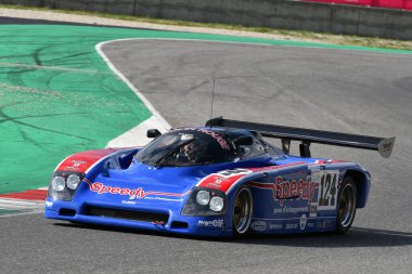 Scarperia, 3 Nisan 2022: Argo JM19 C 1988 Mugello Classic 2022 'de İtalya' daki Mugello Pisti 'nde.
