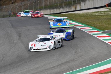 Scperia, 3 Nisan 2022: Spice SE90 yıl 1990 Mugello Classic 2022 'de İtalya' daki Mugello Pisti 'nde.