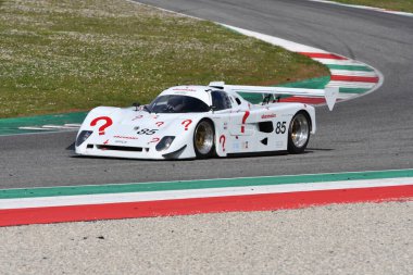 Scperia, 3 Nisan 2022: Spice SE90 yıl 1990 Mugello Classic 2022 'de İtalya' daki Mugello Pisti 'nde.