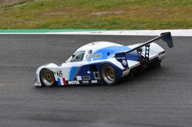 Scarperia, 3 Nisan 2022: 1993 yılında Mugello Classic 2022 'de İtalya' daki Mugello Pisti 'nde Cesaret C30LM yılı.