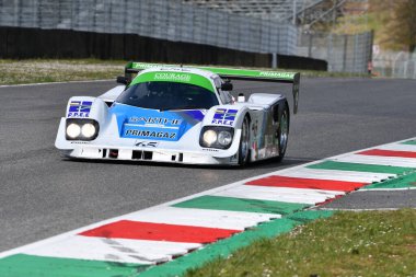 Scarperia, 3 Nisan 2022: 1993 yılında Mugello Classic 2022 'de İtalya' daki Mugello Pisti 'nde Cesaret C30LM yılı.