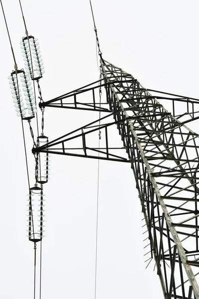 Enrejado Corriente Eléctrica Una Línea Distribución Con Aisladores — Foto de Stock