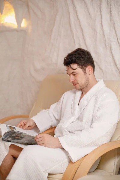 Young Man Resting Salt Room Bearded Man Wearing White Bathrobe — Foto de Stock