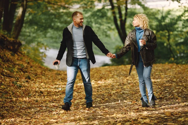 Blonde Curly Woman Man Holding Hands Autumn Forest Hugging Couple — Stock Fotó