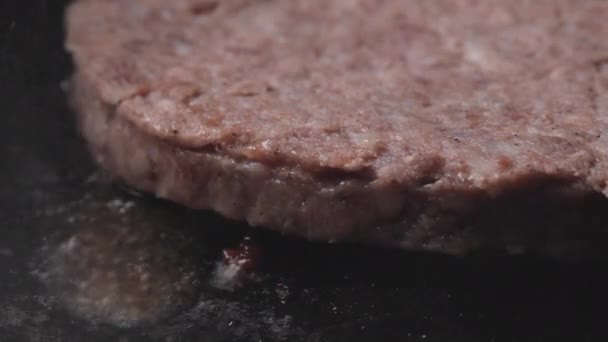 Cooking Beef Pork Patty Burger Meat Roasted — Video Stock