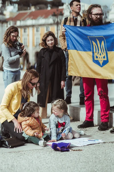 Lisbon Portugal March 2022 Protest Manifestation Russian Incursion Ukraine Two — стоковое фото