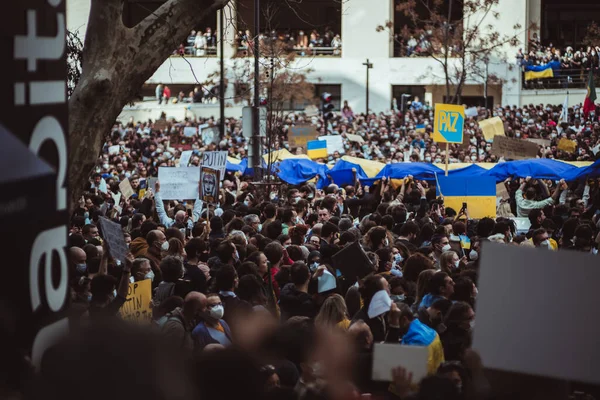 Lisboa Portugal Fevereiro 2022 Manifestação Massa Apoio Ucrânia Contra Incursão — Fotografia de Stock