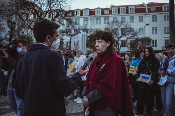 Lisbon Portugal April 2022 Woman Being Interviewed Channel Journalist Manifestation — Foto Stock