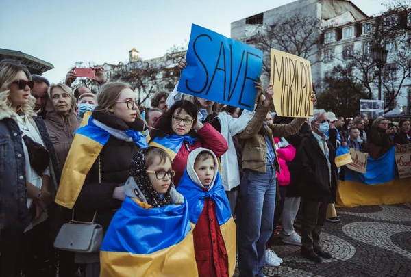 Lisbon Portugal April 2022 Protest Demonstration Dedicated Saving Ukrainian City — стоковое фото