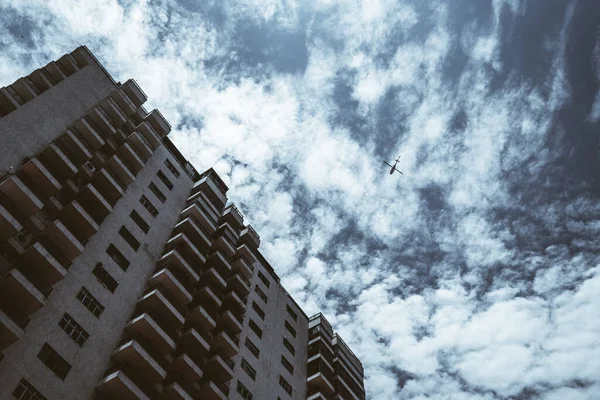 View Bottom Residential House Elevation Plenty Balconies Windows Beautiful Blue — Stock Photo, Image