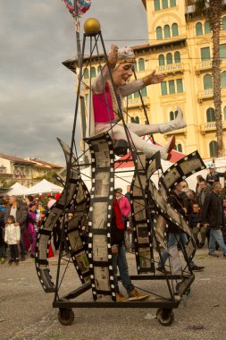 Viareggio, İtalya 'da. 23 Şubat 2020 'de. Viareggio, İtalya 'da geleneksel karnaval alayı. 