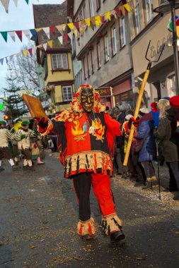 STUTTGART, ALMANY, 19 HAZİRAN 2020. Almanya 'nın Stuttgart şehrinde geleneksel maskeli karnaval alayı. 