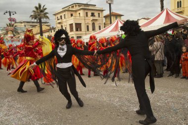 Viareggio, İtalya 'da. 23 Şubat 2020 'de. Viareggio, İtalya 'da geleneksel karnaval alayı. 