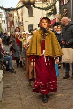 DEVENTER, NEtherlands, 15 ARALIK 2019. Dickens festivali Deventer, Hollanda 'da.