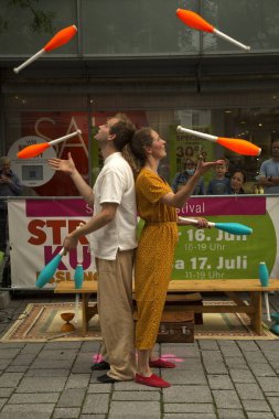 ESSLINGEN AM NECKAR. GERÇEK. 17 Temmuz 2021. Almanya 'nın Esslingen am Neckar kentindeki Straku festivali. 