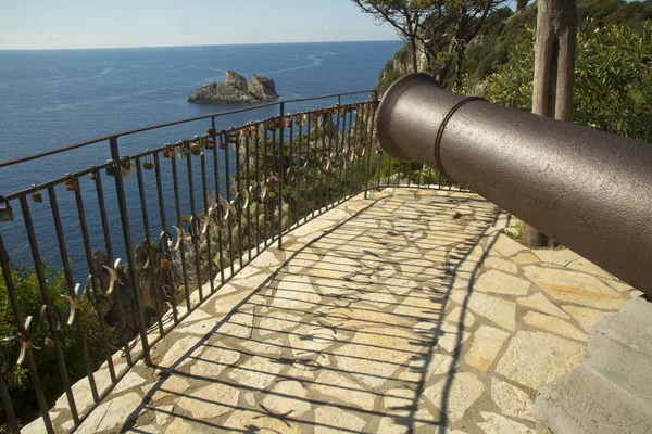 Paleokastrisa Corfu Island Greece October 2021 Ancient Cannon Next Monastery —  Fotos de Stock