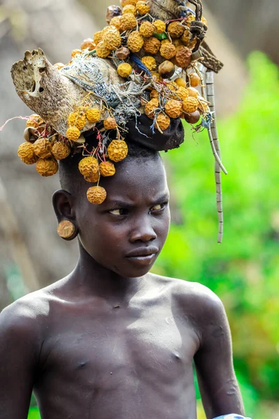 Vallée Rivière Omo Éthiopie Novembre 2020 Portrait Adolescent Africain Portant — Photo