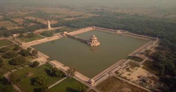 Aerial Footage View Hiran Minar Mughal Sheikhupuře Paňdžáb Pákistán — Stock video
