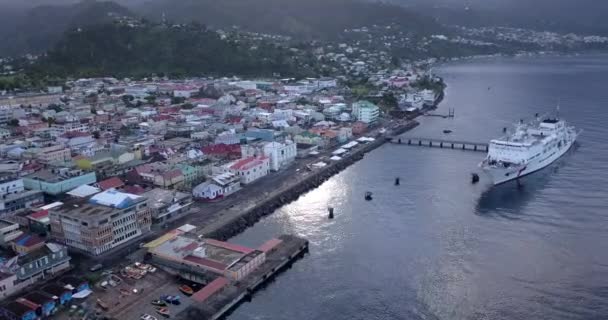 Aerial Footage Tropical Cruise Port Caribbean Sea Dominica Island — ストック動画