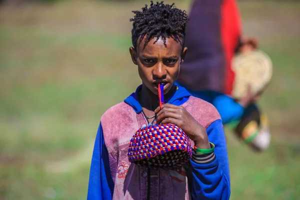 Gondar Ethiopia December 2020 Local Sellers Traditional Bright African Souvenirs — Stock Photo, Image