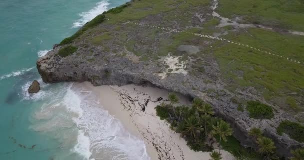 Aerial Footage View Paradise Beach Blue Ocean Water Barbados Island — стоковое видео