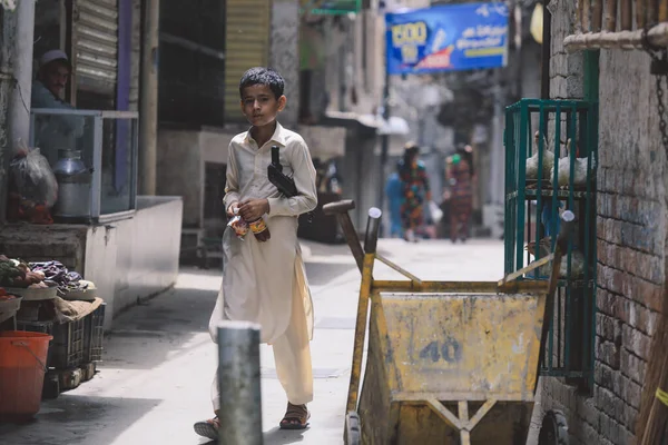 Пешавар Пакистан Червня 2018 Щасливі Радісні Пакистанські Діти Грають Іграшковими — стокове фото
