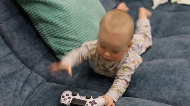Footage Small Child Plays Joystick Game Console — Stock Video
