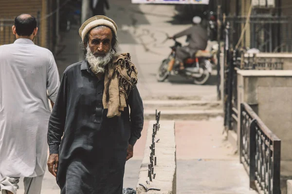 Peshawar Paquistão Julho 2021 Homem Paquistanês Velho Com Barba Centro — Fotografia de Stock