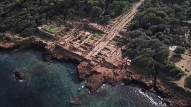 4K Görüntüler, Cezayir 'in antik şehri Tipaza' nın havadan görünüşü