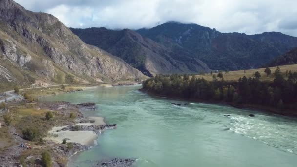 Video Riprese Aeree Dei Paesaggi Autunnali Del Fiume Montagna Sul — Video Stock