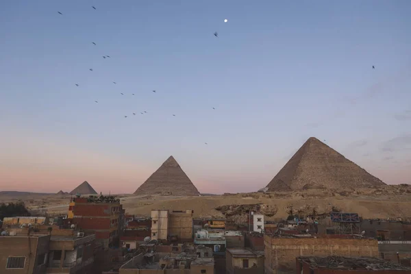 Sunset View One Wonders Ancient World Grandes Pirâmides Gizé Com — Fotografia de Stock