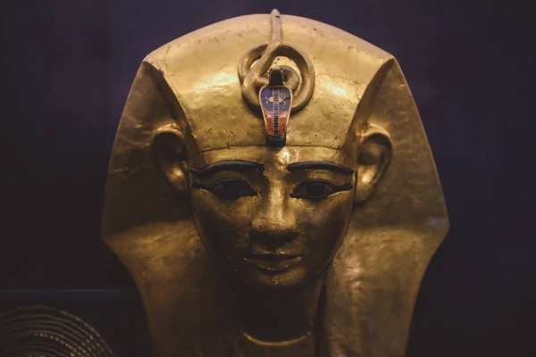 Каир Египет Ноября 2021 Года Золотая Маска Древнеегипетского Фараона Тутанхамона — стоковое фото
