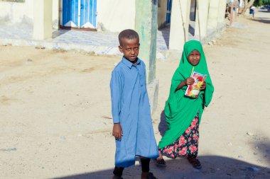 Berbera, Somaliland - 10 Kasım 2019: Berbera sokaklarında yerel halk