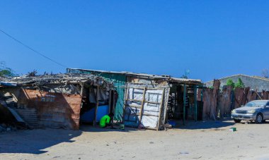 Berbera şehrinin etrafındaki Boş Somali Meydanı, Sokakları ve Binaları