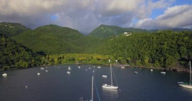 Guadeloupe 'daki Yeşil Göl' ün Hava Görüntüsü