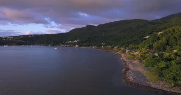 日没時のグアドループ島の風景 — ストック動画