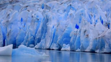Patagonya 'daki Gri Buzul, Şili' nin Manzaraları