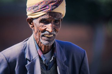 Asmara, Eritre - 02 Kasım 2019: Asmara Caddelerindeki Yerel Halk