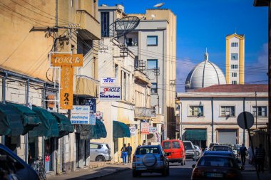 Asmara, Eritre - 02 Kasım 2019: Asmara Merkez Caddesi 'ndeki Yerel Halkın Günlük Yaşamı