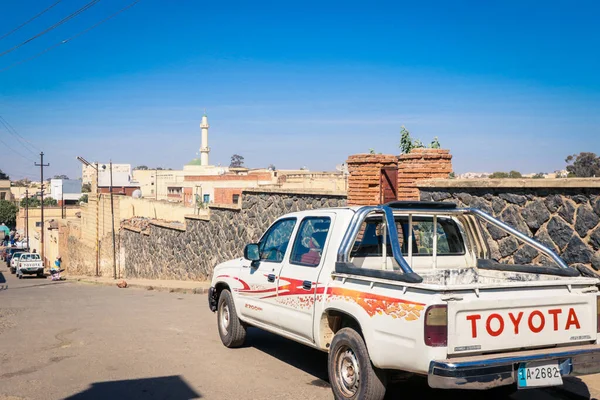 Asmara Eritrea 2019 November Helyiek Mindennapi Élete Asmara Központi Utcájában — Stock Fotó