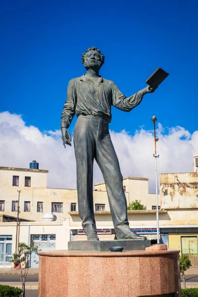 Asmara Ερυθραία Νοεμβρίου 2019 Άγαλμα Του Ρώσου Συγγραφέα Alexander Pushkin — Φωτογραφία Αρχείου