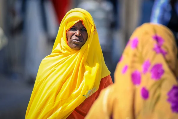 Керен Еритрея Листопада 2019 Молода Мусульманка Традиційному Одязі Вулиці Керен — стокове фото