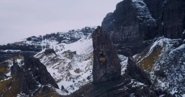 İskoçya 'daki Skye Adası' nın Kış Doğal Manzaraları